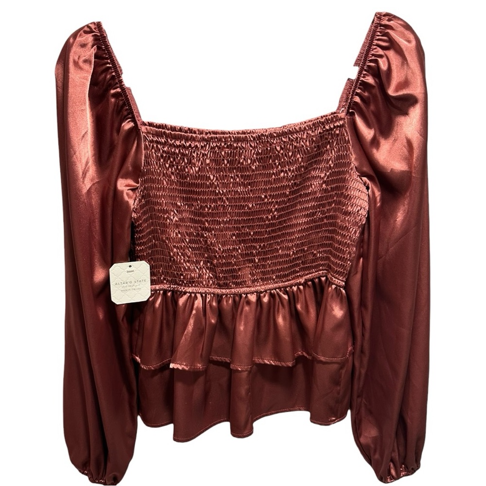 NWT Altar'd State Blush/Rust Smocked Blouse Size Medium - Picture 3 of 6